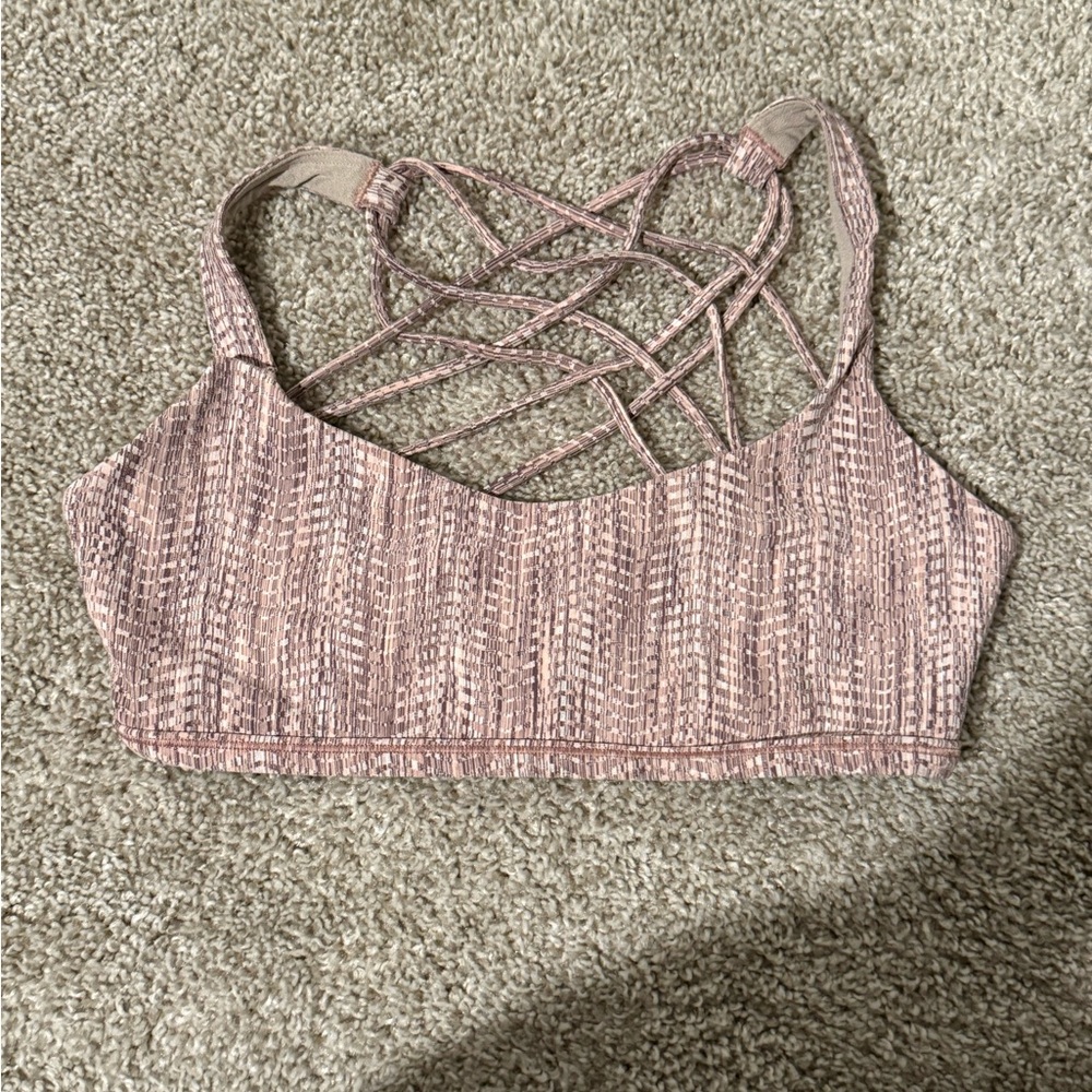 Lululemon sports bra